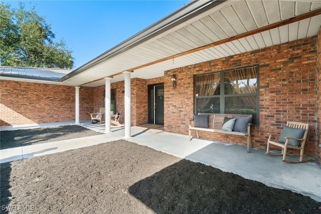 view of patio / terrace with covered porch