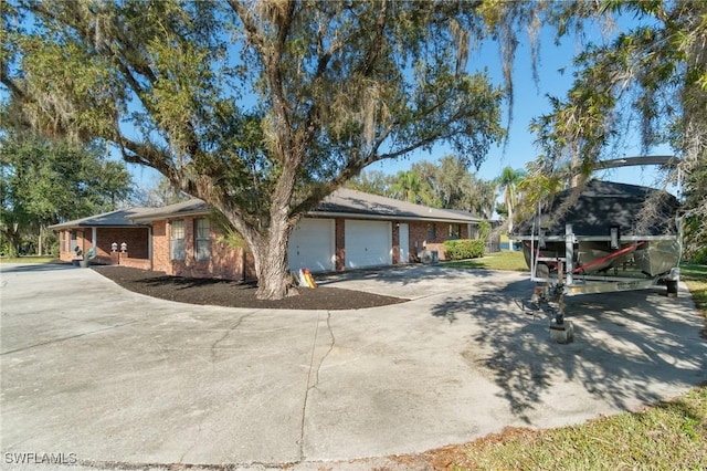 view of front facade with a garage