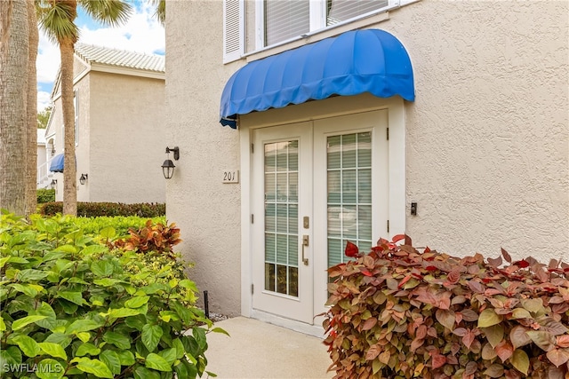 view of entrance to property