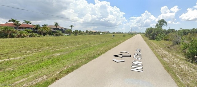 Listing photo 3 for 3623 NW 47th Ave, Cape Coral FL 33993