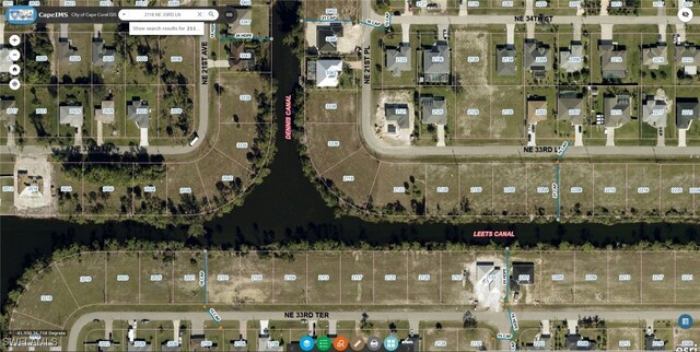 Listing photo 2 for 2118 NE 33rd Ln, Cape Coral FL 33909