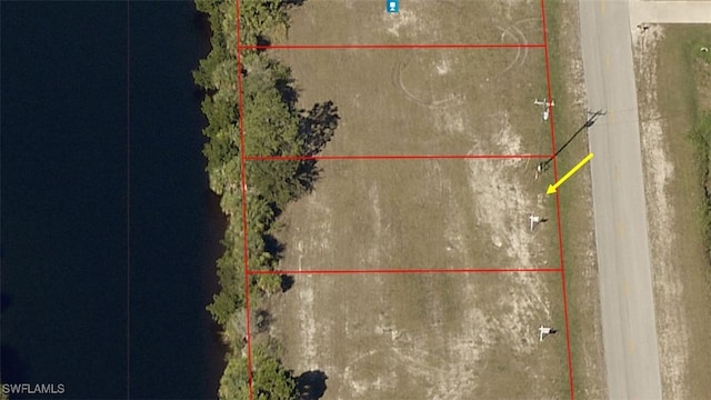 Listing photo 2 for 3260 Old Burnt Store Rd N, Cape Coral FL 33993