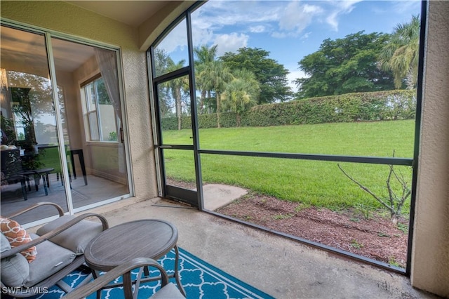 view of unfurnished sunroom