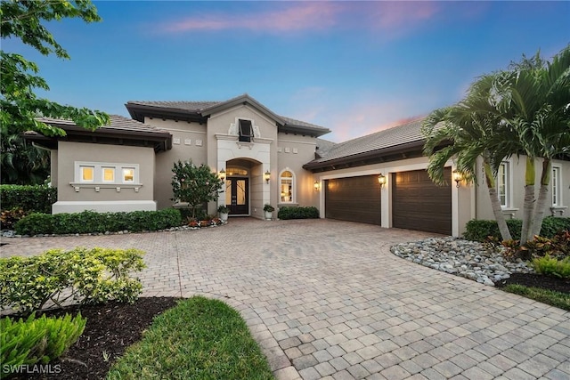 view of front facade with a garage