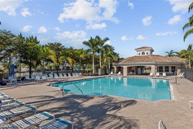 view of swimming pool featuring a patio