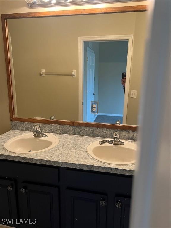 bathroom with vanity