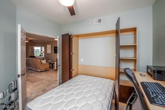 bedroom featuring ceiling fan