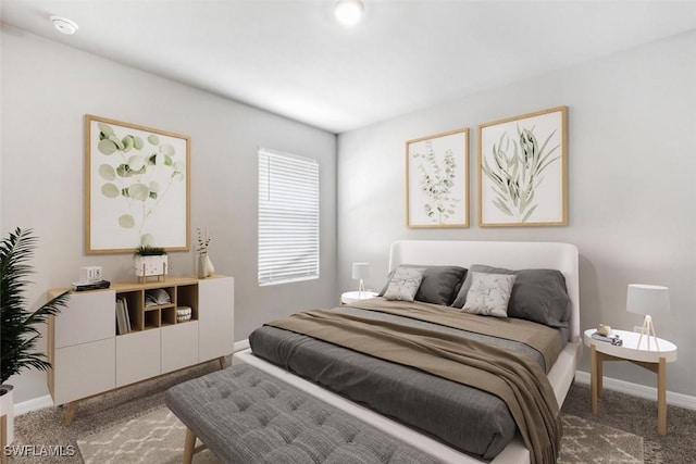 bedroom featuring carpet floors