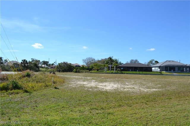 Listing photo 3 for 1508 NW 27th Pl, Cape Coral FL 33993