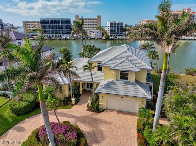 bird's eye view featuring a water view