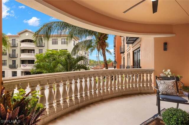 balcony featuring ceiling fan