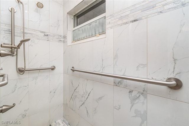 804 Bougainvillea Rd E, Lehigh Acres, FL 33936 - full bathroom with a tile shower