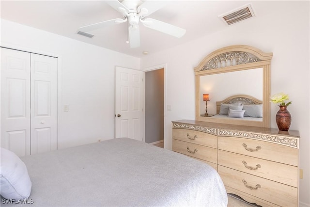 bedroom featuring a closet and ceiling fan