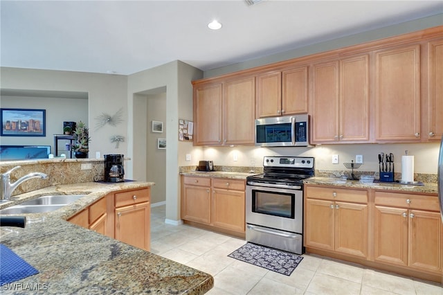 8040 Liriope Loop, Lehigh Acres, FL 33972 - photo 24