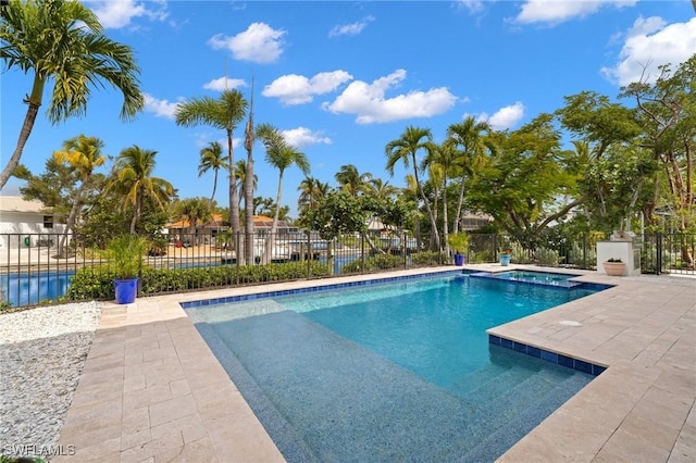 view of swimming pool