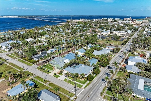 bird's eye view with a water view