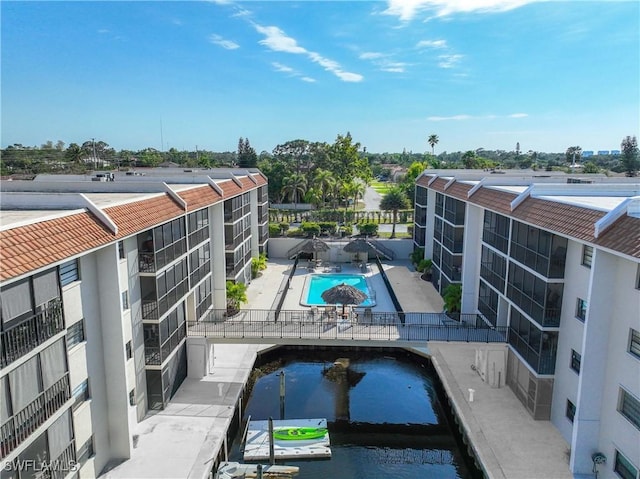 view of swimming pool