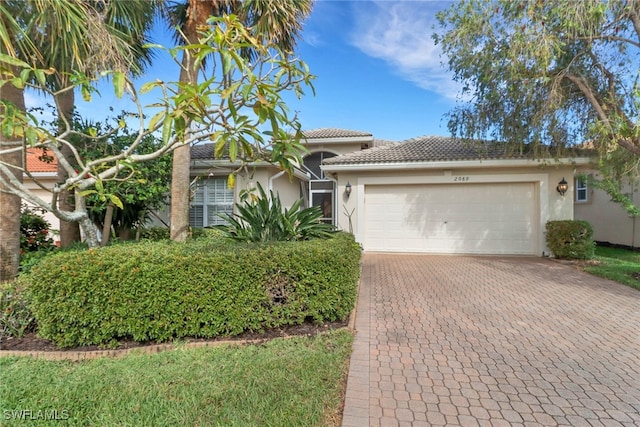 2089 Isla De Palma Cir, Naples, FL 34119 - photo 17