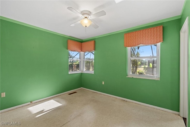 empty room with ceiling fan