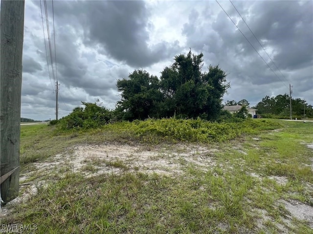 Listing photo 2 for 2501 44th St W, Lehigh Acres FL 33971