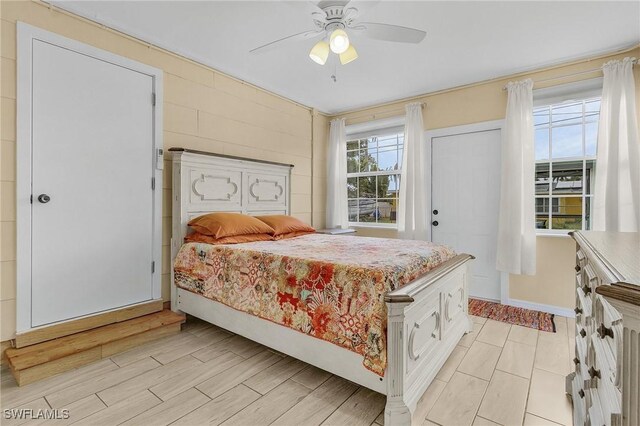 bedroom with ceiling fan