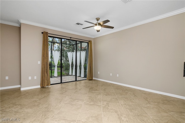 empty room featuring a ceiling fan, baseboards, visible vents, and ornamental molding