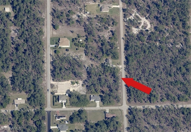 Listing photo 3 for 1405 Glenn Ave, Lehigh Acres FL 33972