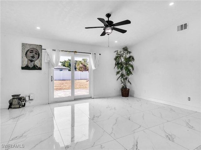 empty room featuring ceiling fan