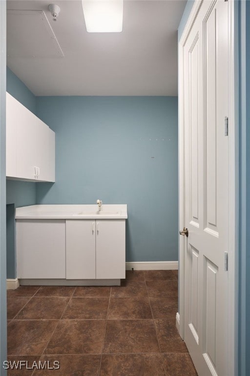 laundry room with sink