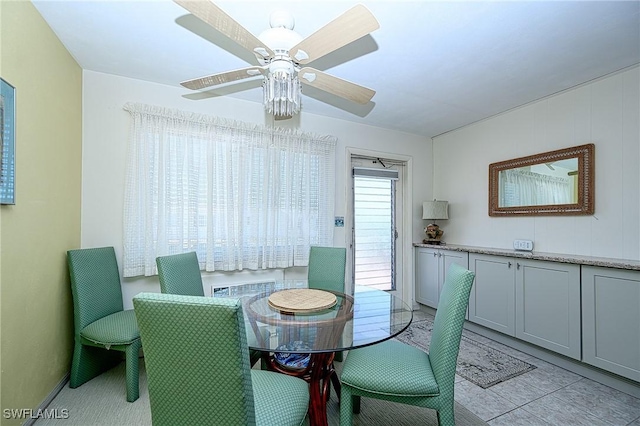 dining room with ceiling fan