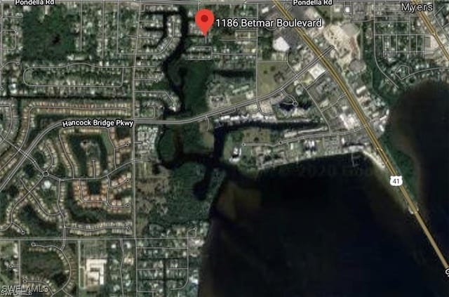 Listing photo 2 for 1186 Betmar Blvd, North Fort Myers FL 33903