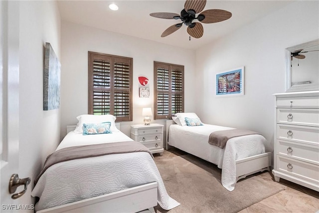 bedroom with ceiling fan