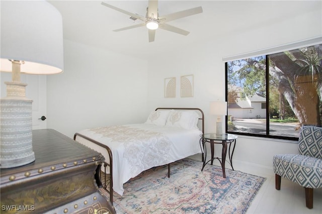 bedroom featuring ceiling fan