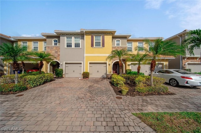 view of front of house with a garage