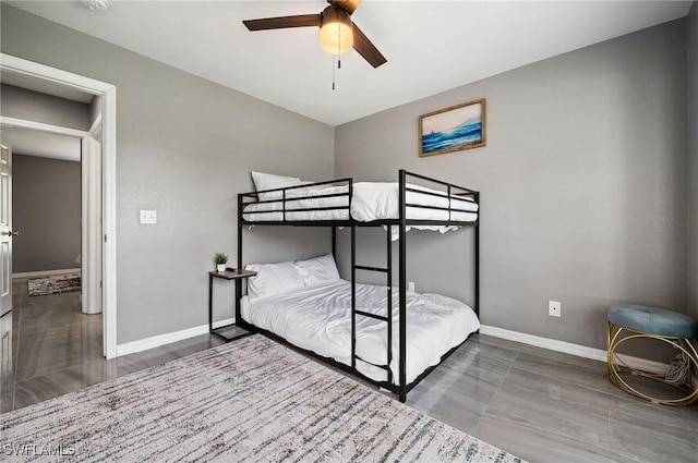 bedroom with ceiling fan