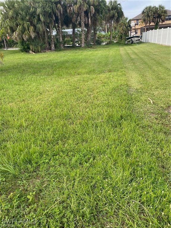 Listing photo 2 for 13516 Marquette Blvd, Fort Myers FL 33905