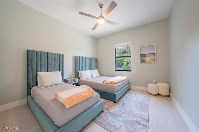 bedroom featuring ceiling fan