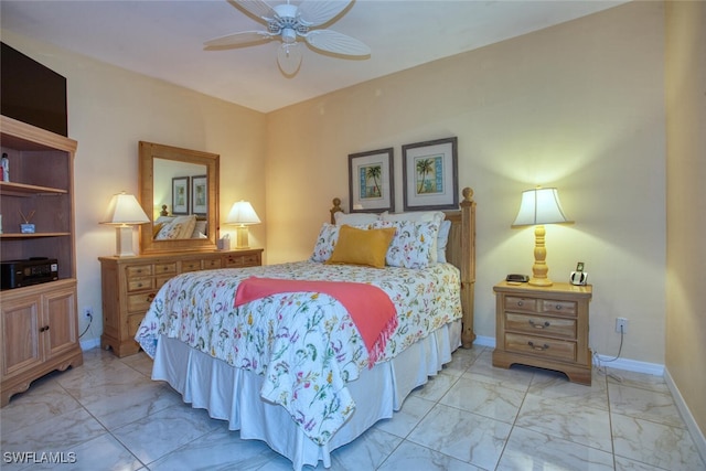 bedroom featuring ceiling fan