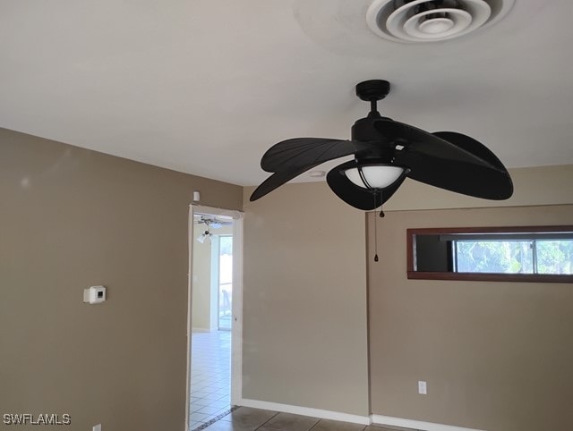 details featuring ceiling fan