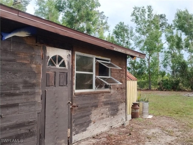 view of outdoor structure