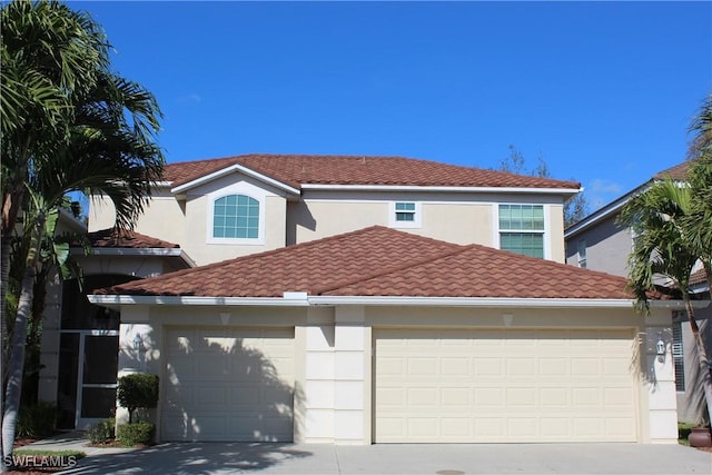 view of front facade with a garage