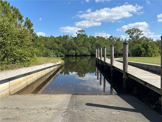 view of dock featuring a water view