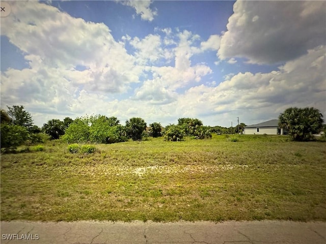 Listing photo 2 for Inwood Rd, Labelle FL 33935