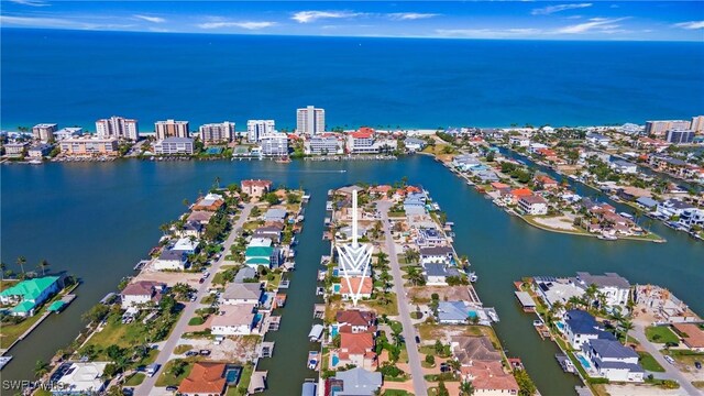 362 Trade Winds Ave, Naples, FL 34108