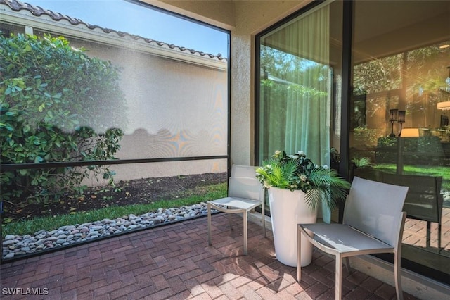 view of sunroom / solarium