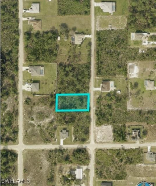 Listing photo 3 for 1405 Dixie Ave, Lehigh Acres FL 33972