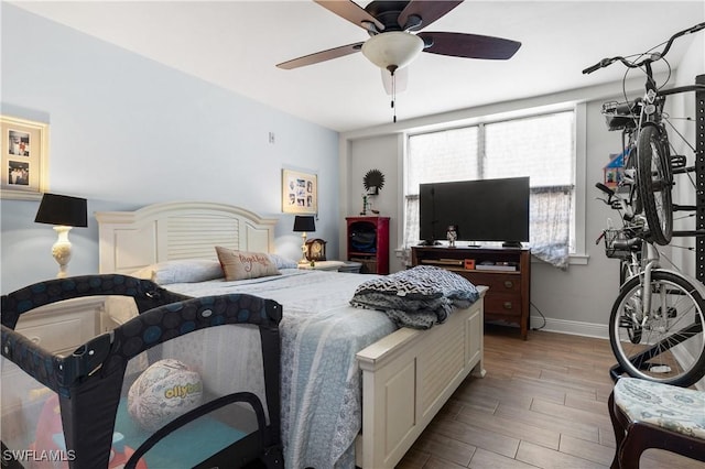 bedroom featuring ceiling fan