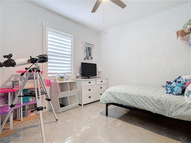 bedroom with ceiling fan