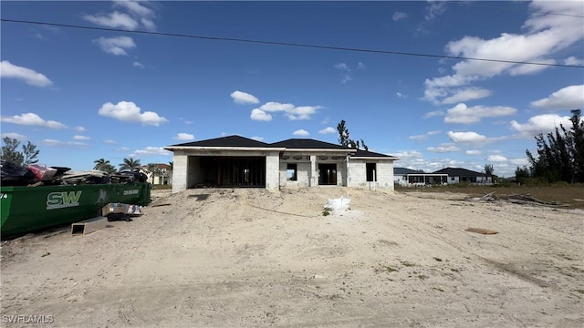 view of front of house with a garage