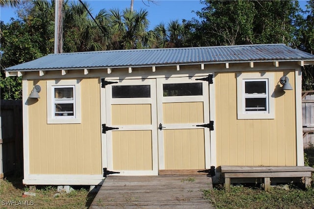 view of outbuilding